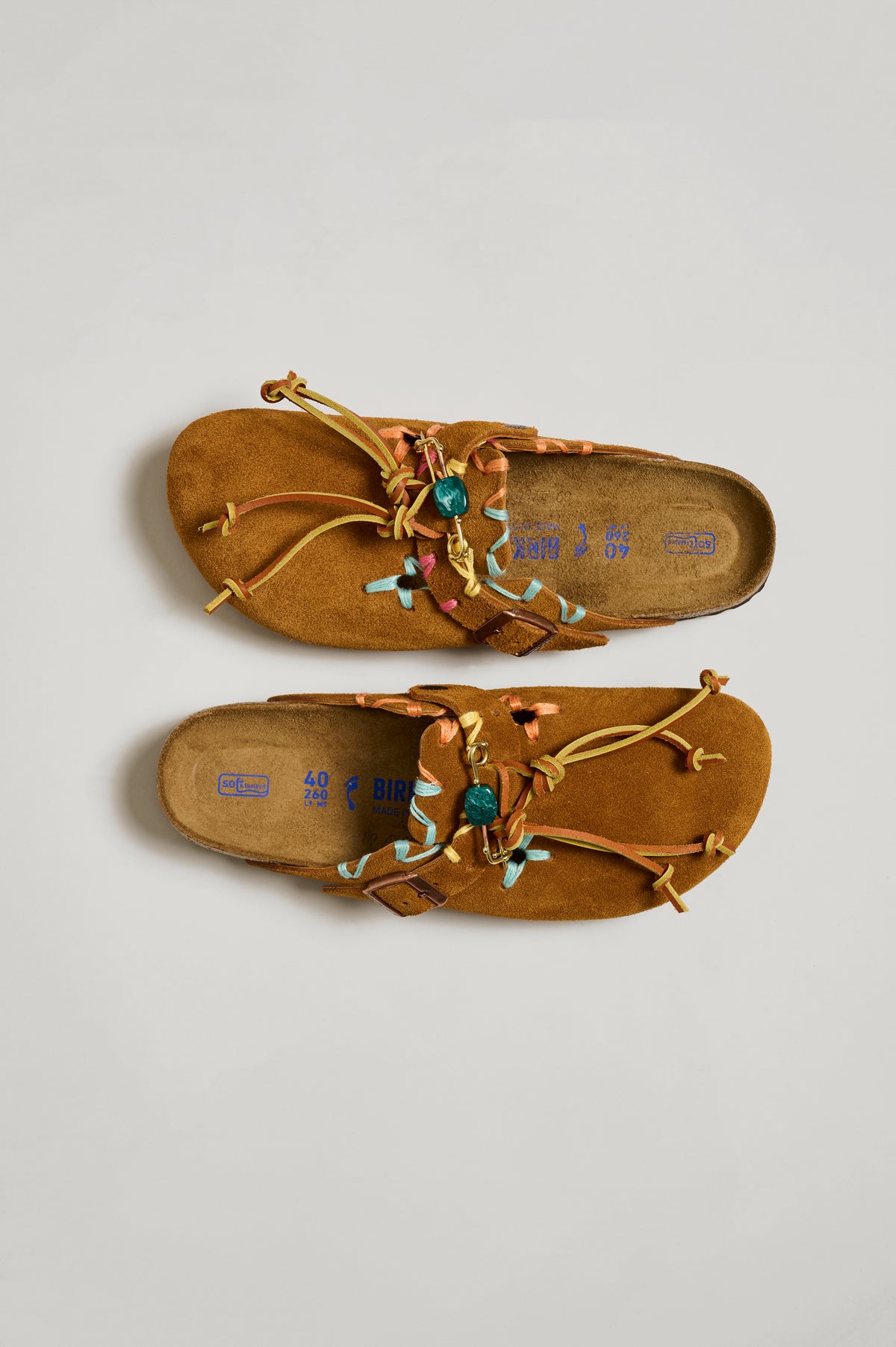 COGNAC SUEDE
